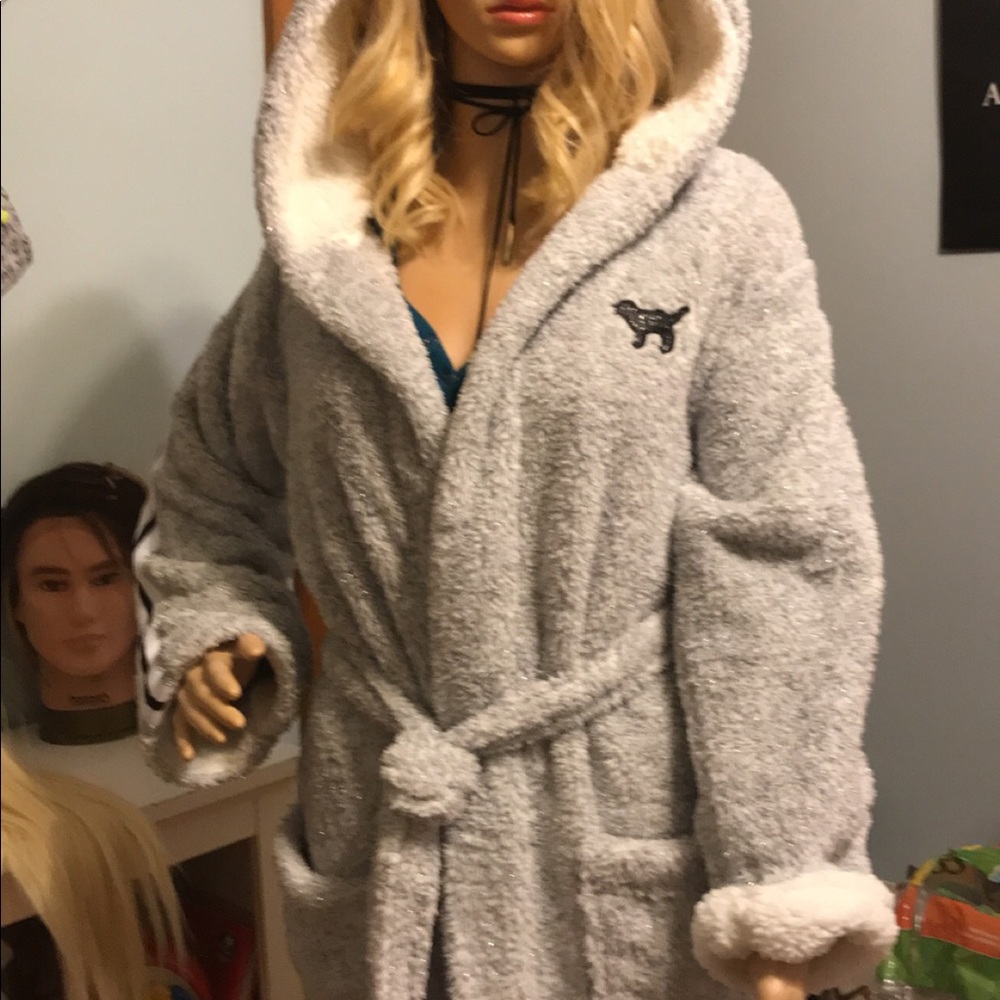 NWT VS pink robe